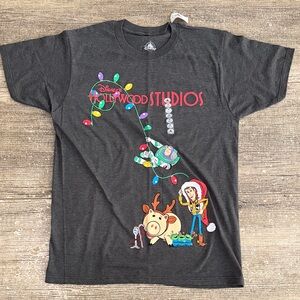 NWT Walt Disney World Hollywood Studios Toy Story Christmas graphic t-shirt